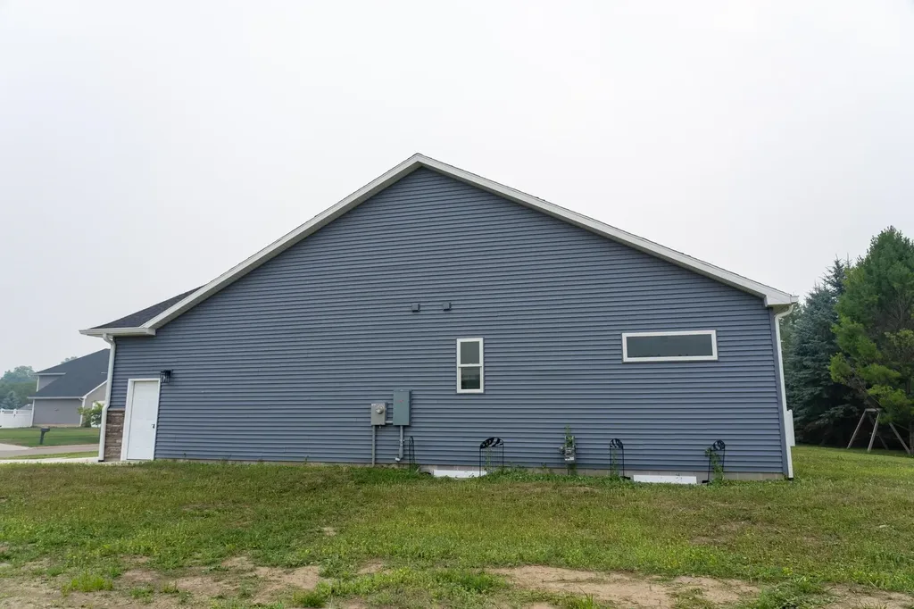 1512 Batson Place Mt. Pleasant City MI 48858
