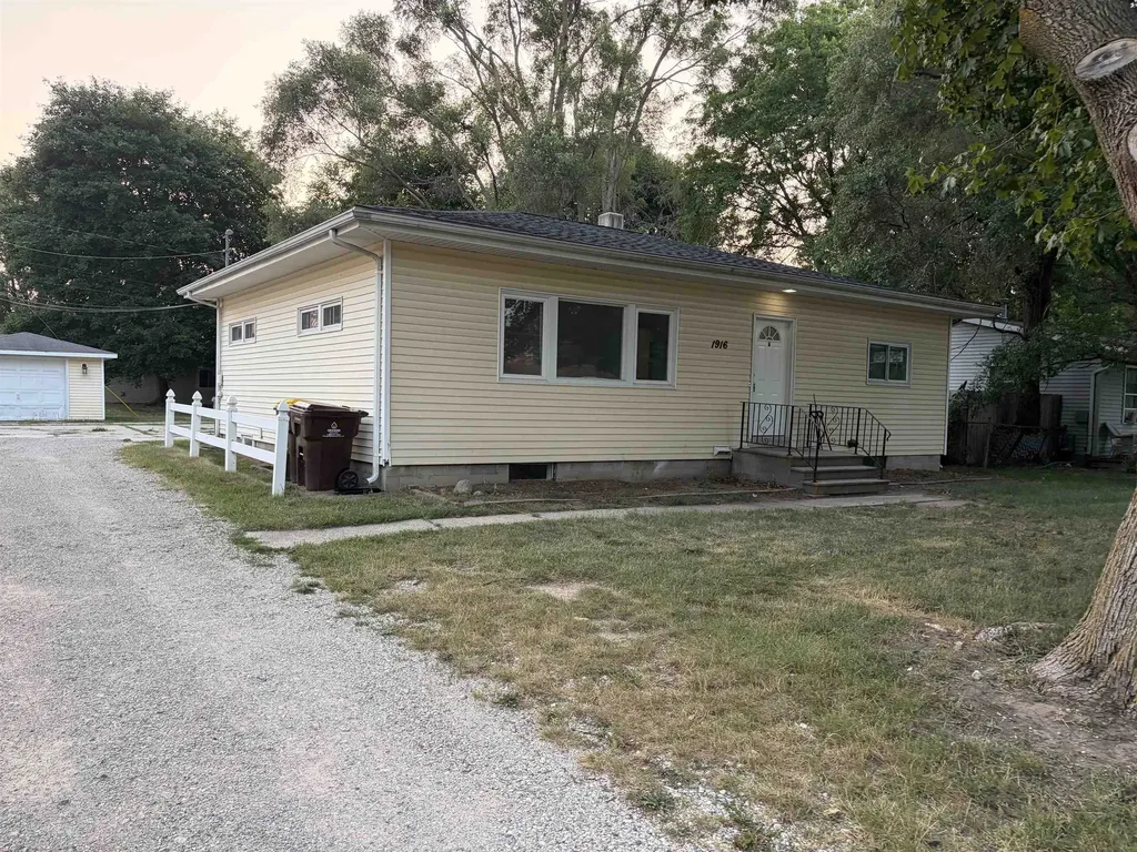 1916 Stockman Road Mt. Pleasant City MI 48858