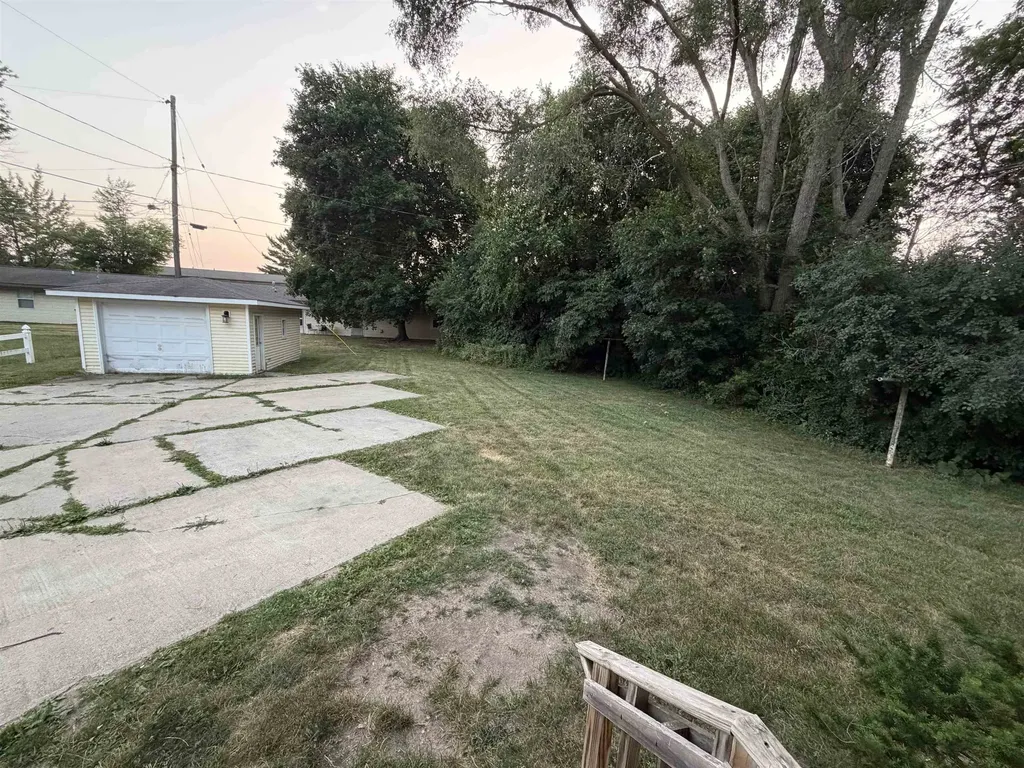 1916 Stockman Road Mt. Pleasant City MI 48858