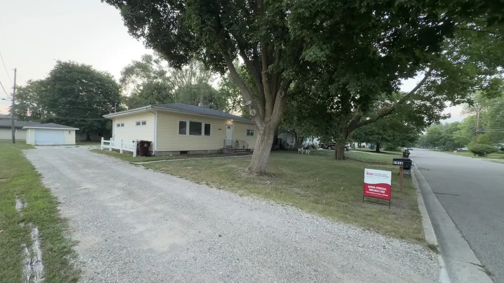 1916 Stockman Road Mt. Pleasant City MI 48858