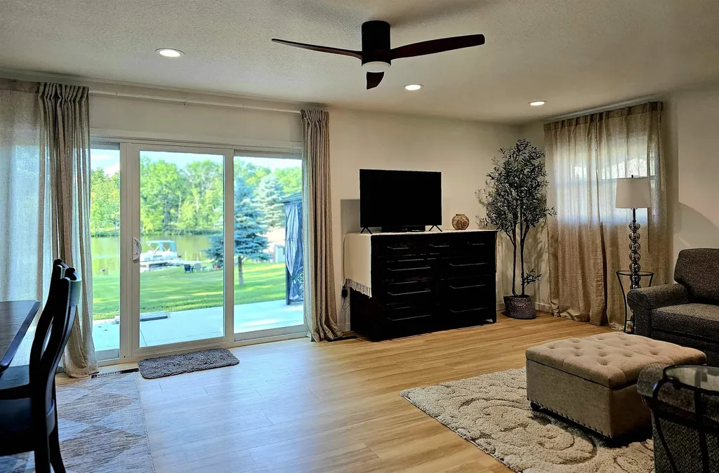 6760 W Shore Drive Sherman Township MI 48893
