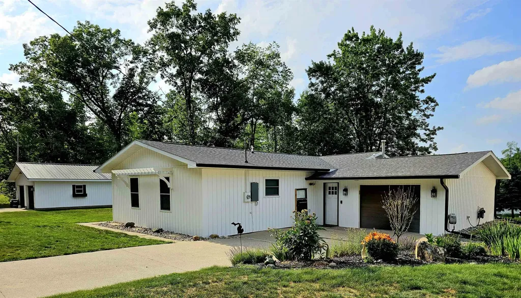 6760 W Shore Drive Sherman Township MI 48893