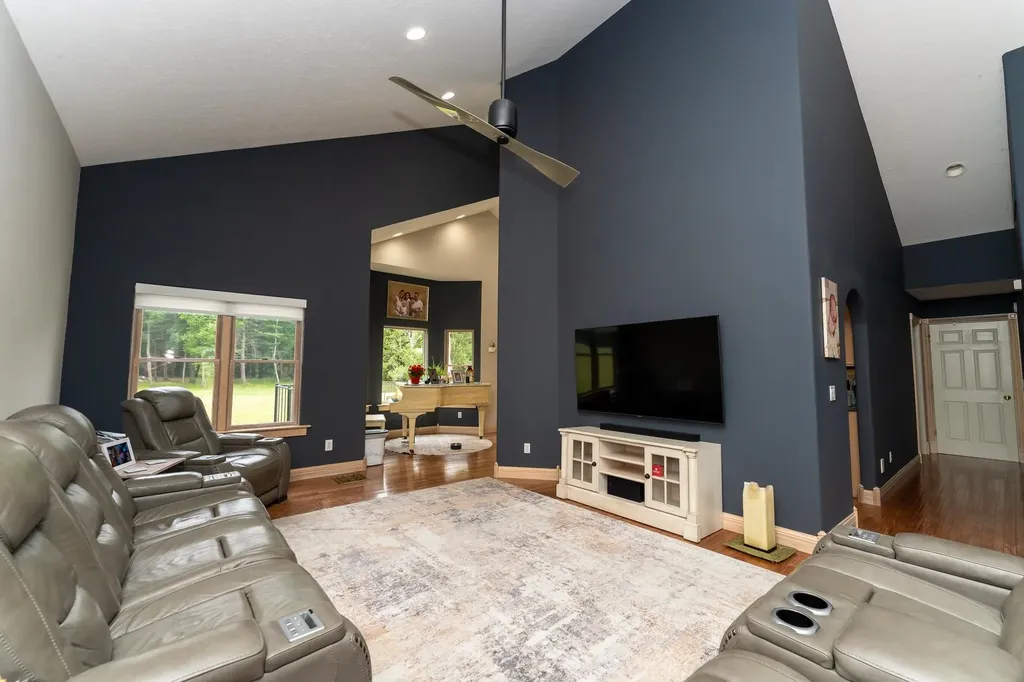 7667 W Pickard Road Broomfield Township MI 48858