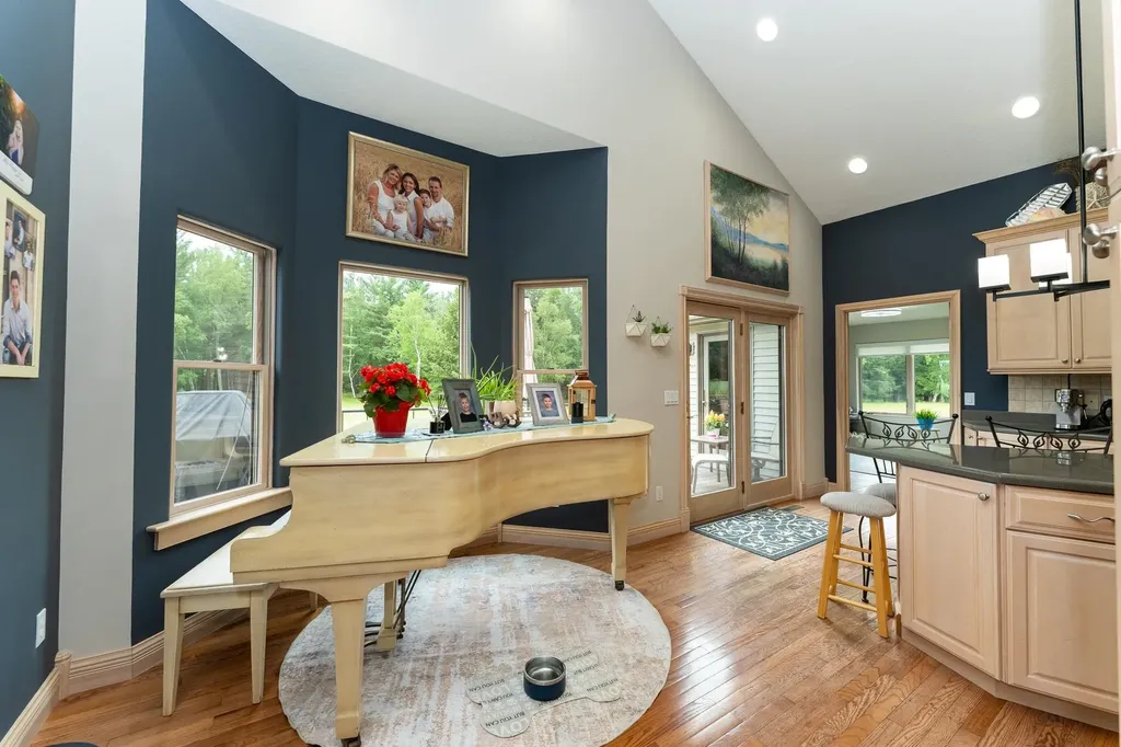 7667 W Pickard Road Broomfield Township MI 48858
