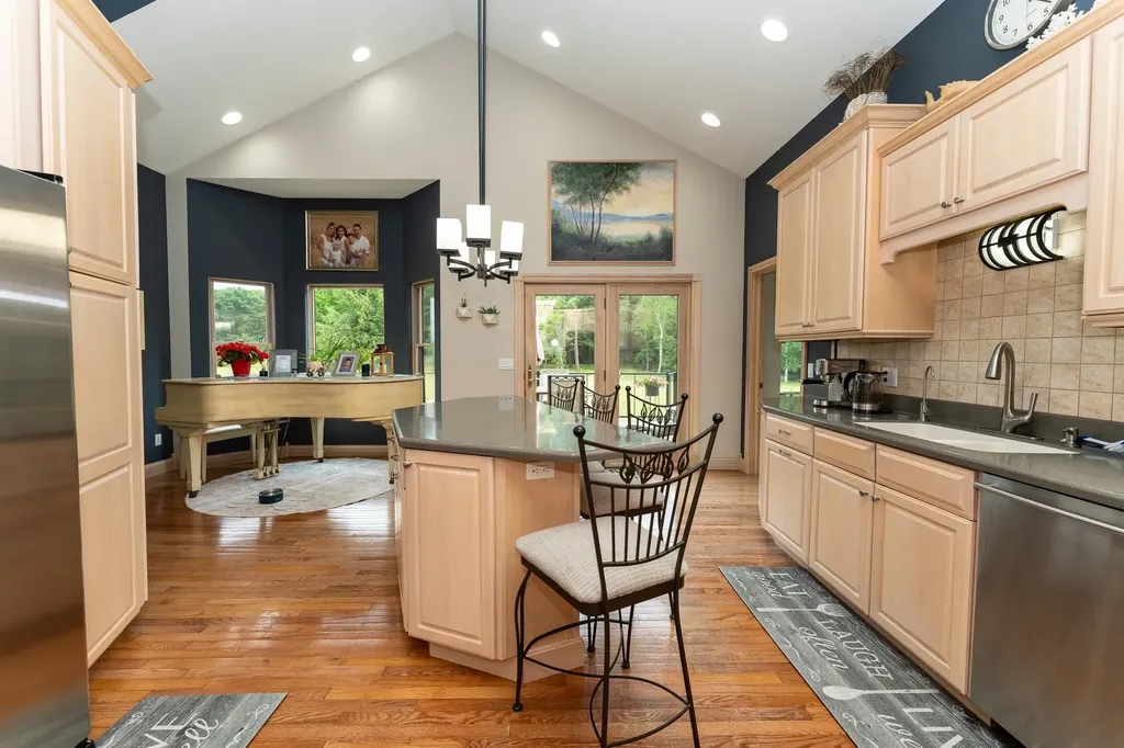 7667 W Pickard Road Broomfield Township MI 48858
