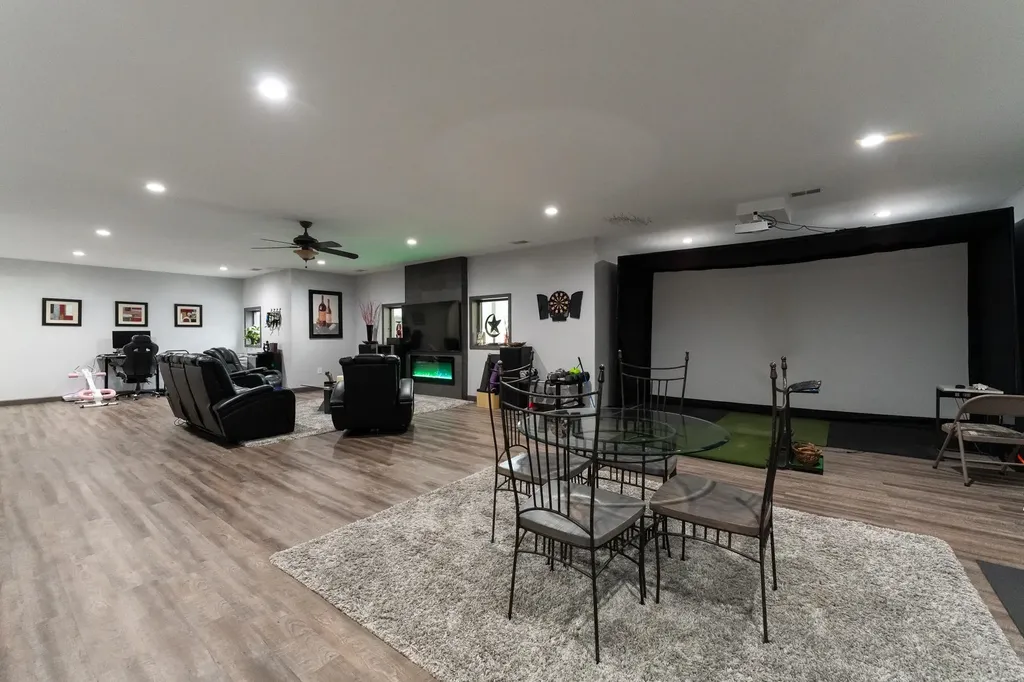 7667 W Pickard Road Broomfield Township MI 48858