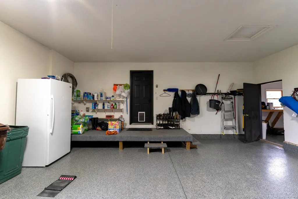 7667 W Pickard Road Broomfield Township MI 48858