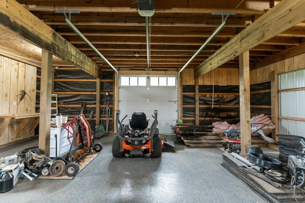 7667 W Pickard Road Broomfield Township MI 48858