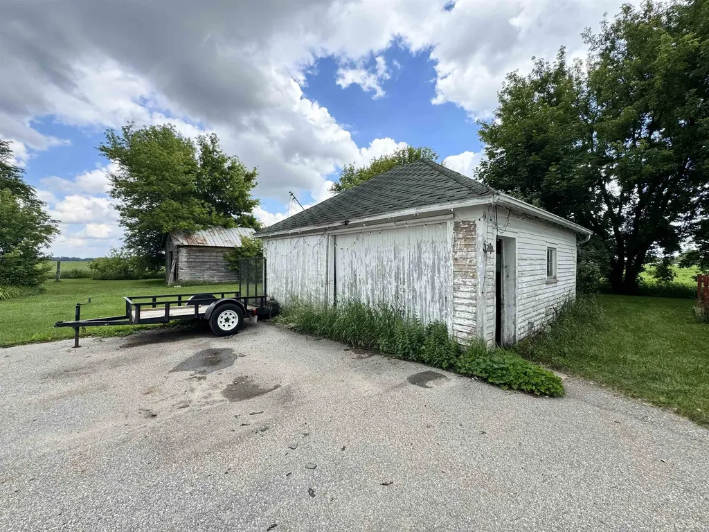 8611 S Wise Road Coe Township MI 48883