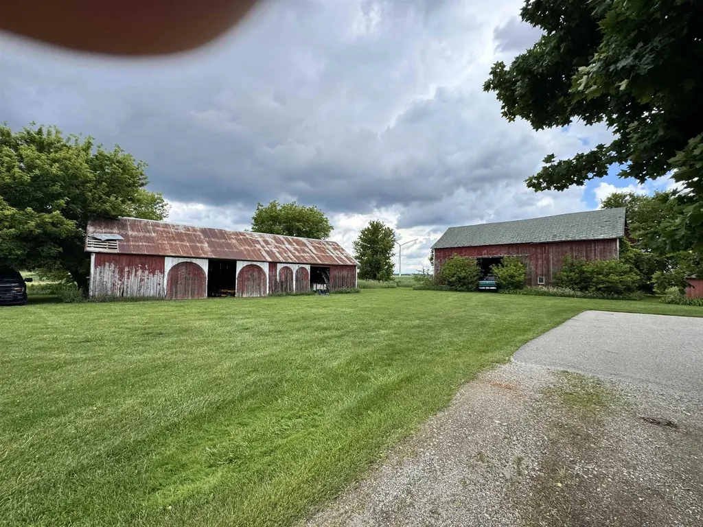 8611 S Wise Road Coe Township MI 48883