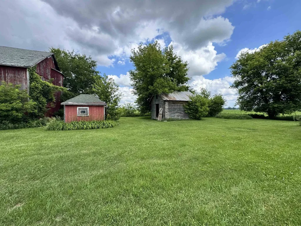 8611 S Wise Road Coe Township MI 48883