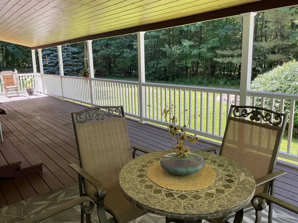 3300 E Arnold Lake Road Hayes Township MI 48625
