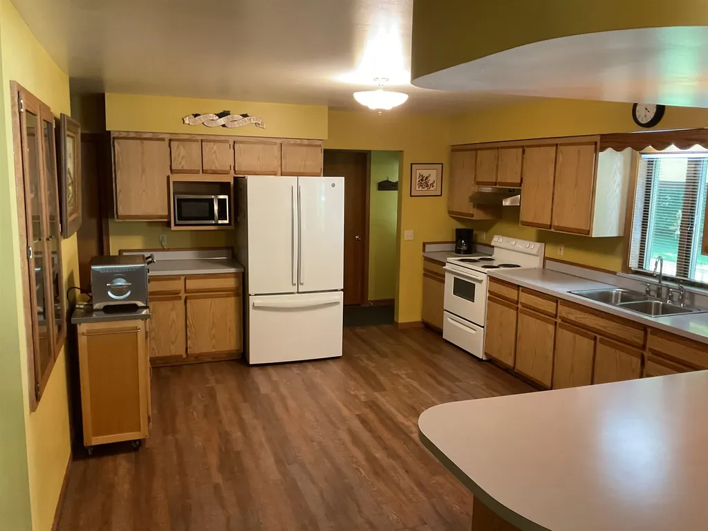 3300 E Arnold Lake Road Hayes Township MI 48625