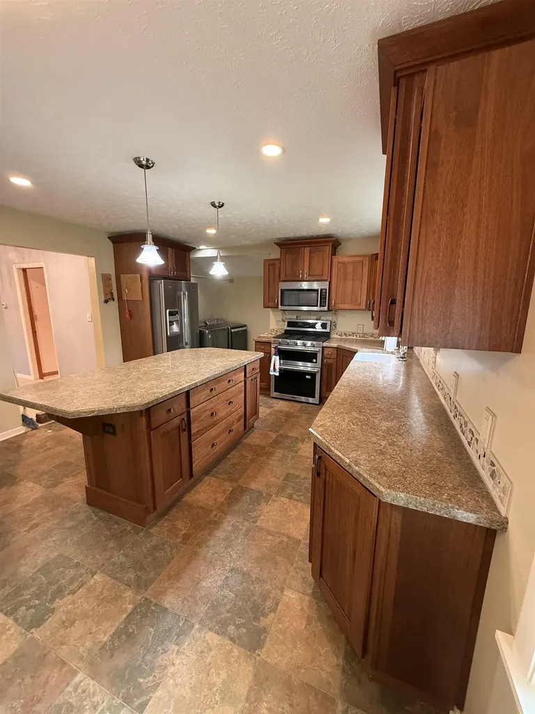 414 N Maple Street Ithaca City MI 48847