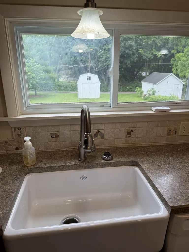 414 N Maple Street Ithaca City MI 48847