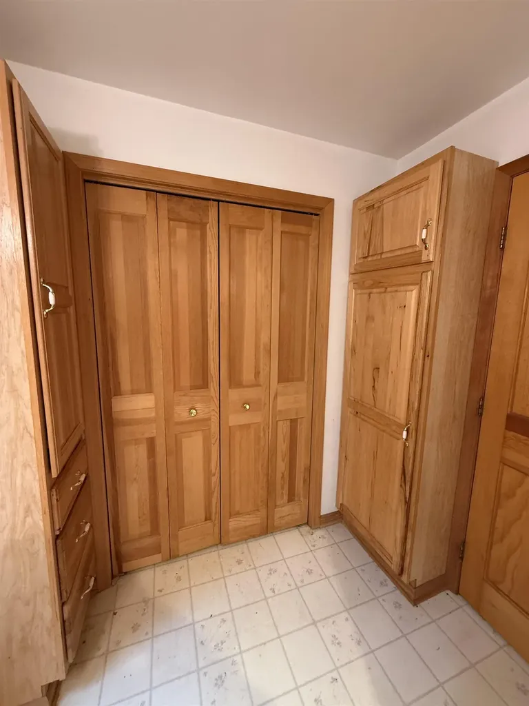 414 N Maple Street Ithaca City MI 48847