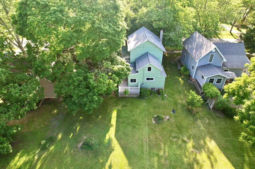 414 N Maple Street Ithaca City MI 48847