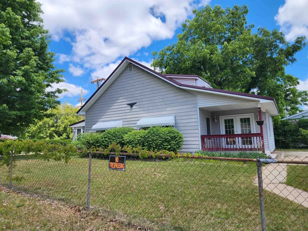 295 Birch Street Unknown City MI 48625