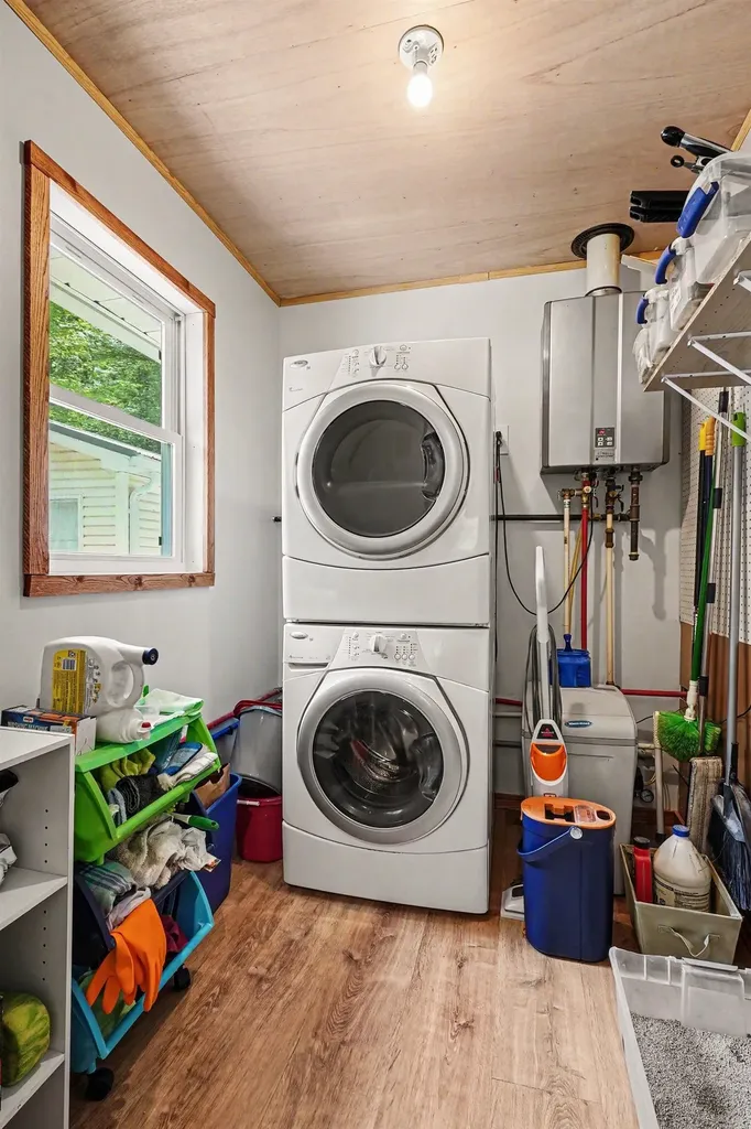7692 Lakeview Drive Hamilton Township MI 48625