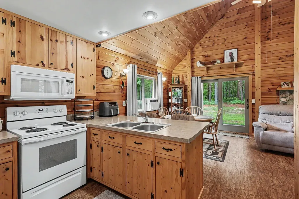 259 Hatchery Road Surrey Township MI 48622