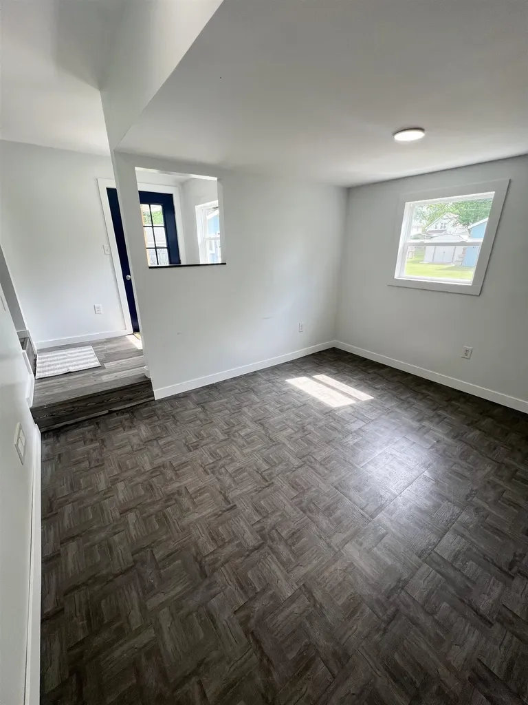 153 Allen Avenue Alma City MI 48801