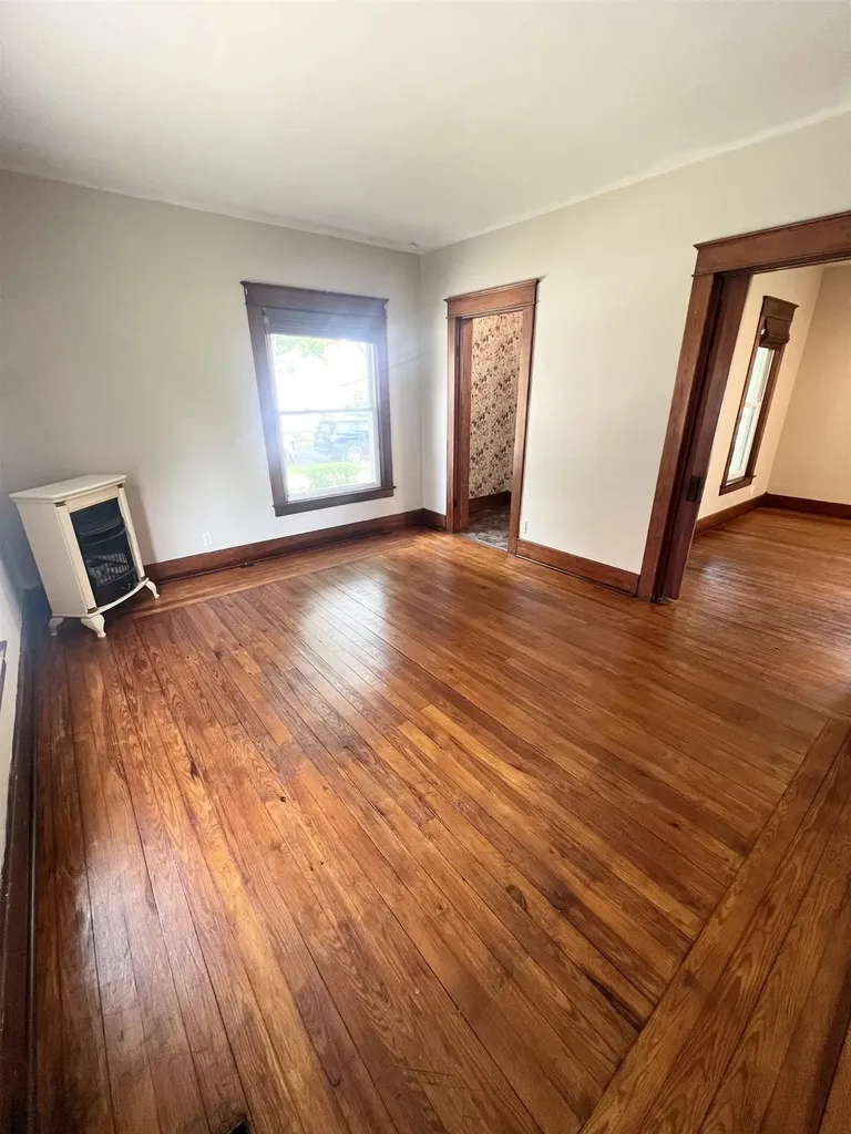 153 Allen Avenue Alma City MI 48801