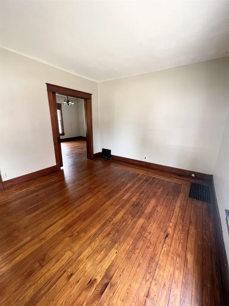 153 Allen Avenue Alma City MI 48801