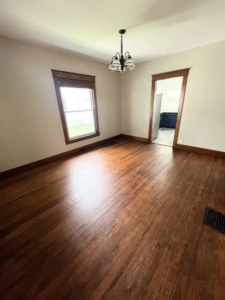 153 Allen Avenue Alma City MI 48801
