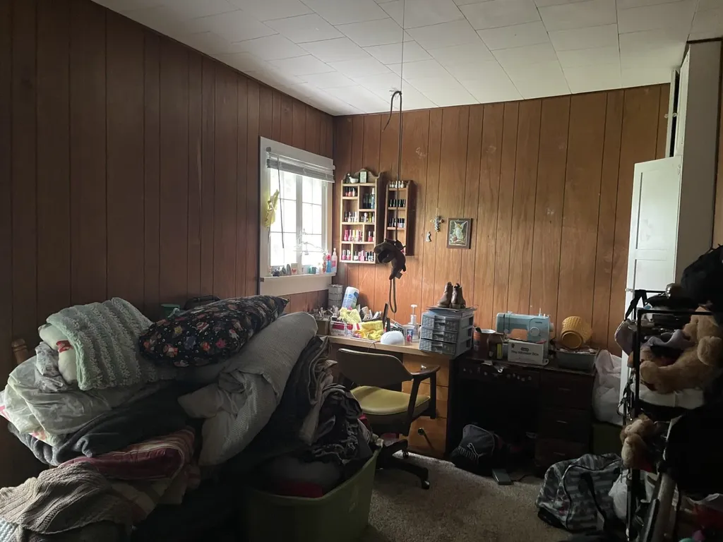 125 Cedar Avenue Alma City MI 48801