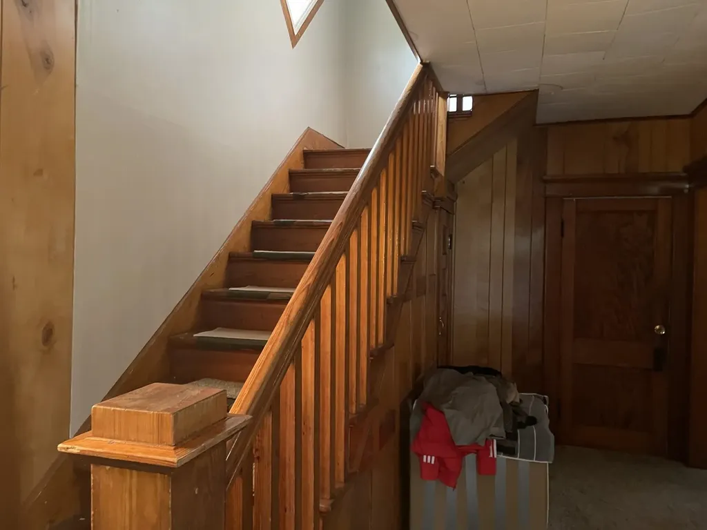 125 Cedar Avenue Alma City MI 48801
