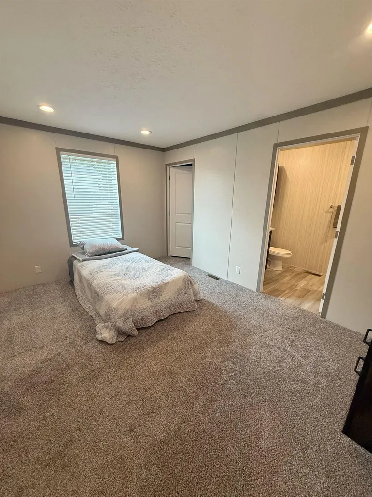 1178 Ironstone Drive Union Charter Township MI 48858