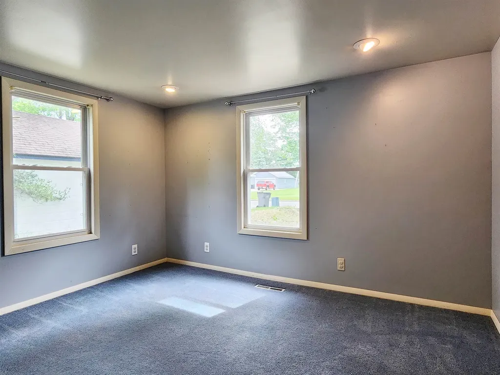 317 Longview Drive Midland City MI 48642