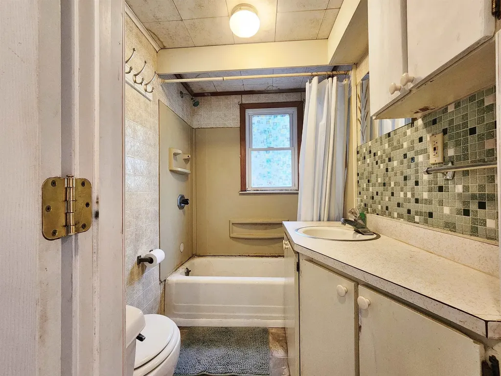 317 Longview Drive Midland City MI 48642