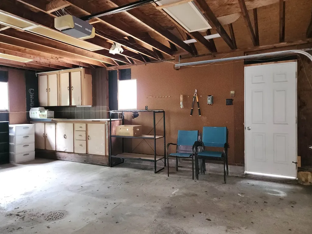 317 Longview Drive Midland City MI 48642