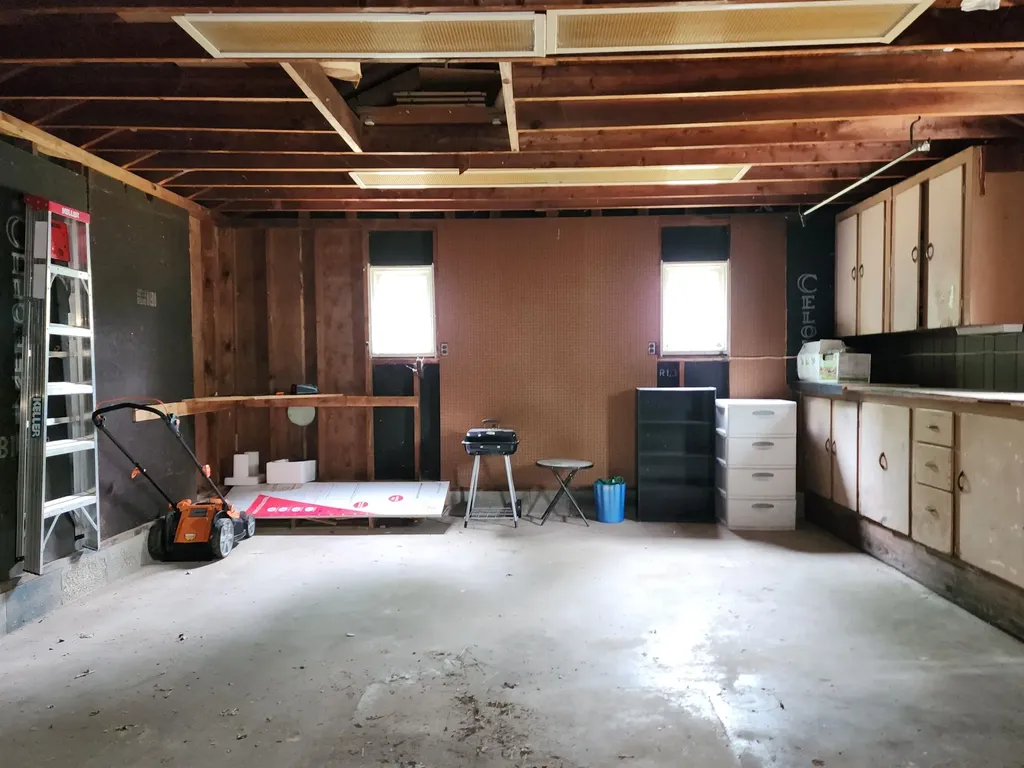 317 Longview Drive Midland City MI 48642