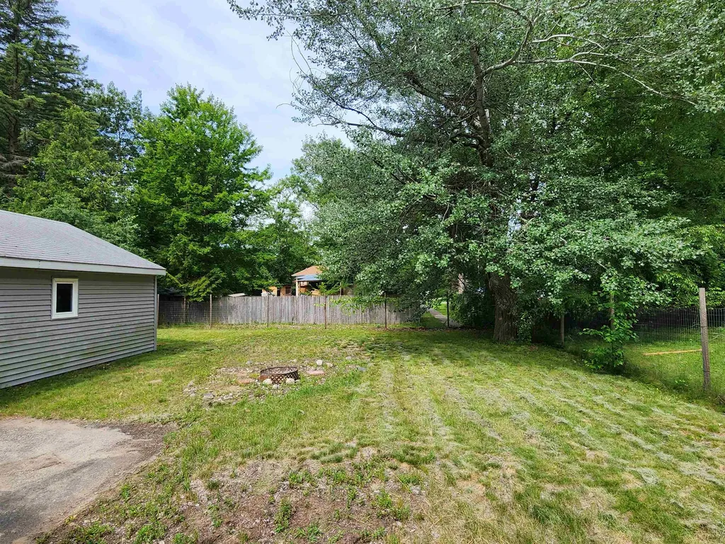 317 Longview Drive Midland City MI 48642