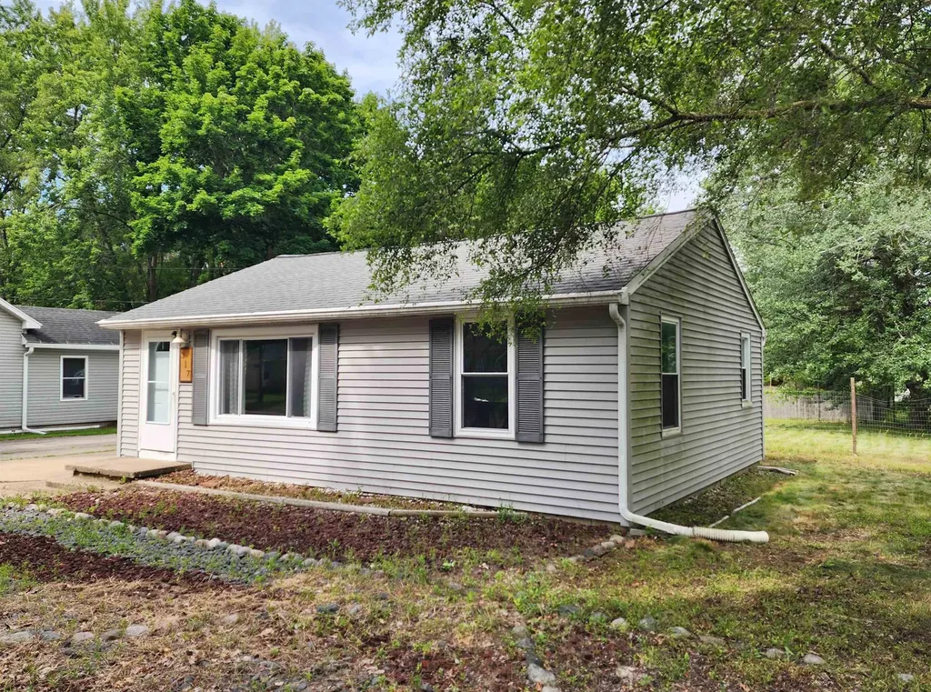317 Longview Drive Midland City MI 48642