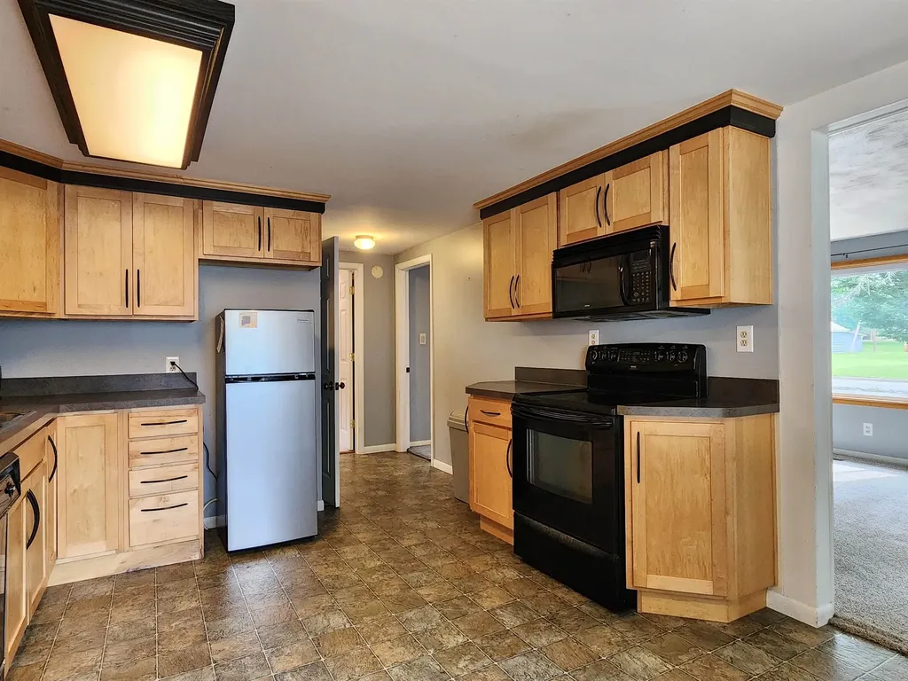 317 Longview Drive Midland City MI 48642