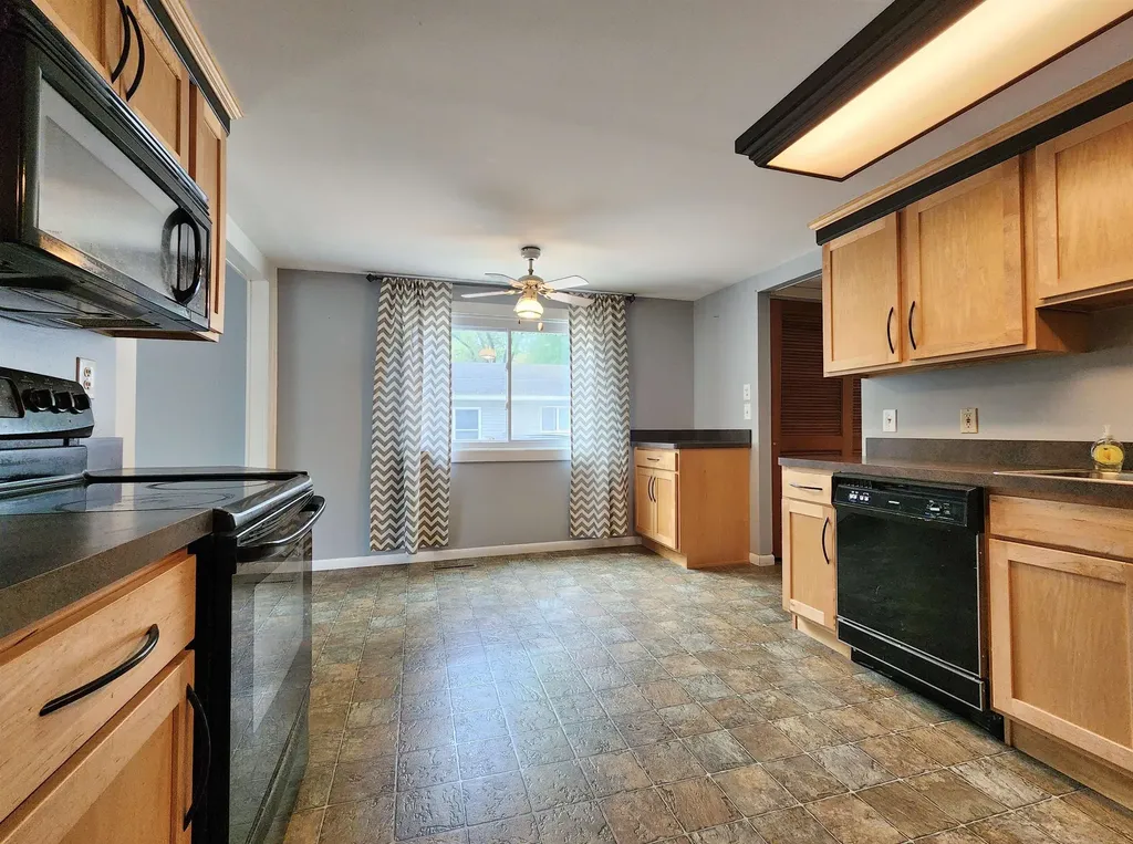 317 Longview Drive Midland City MI 48642
