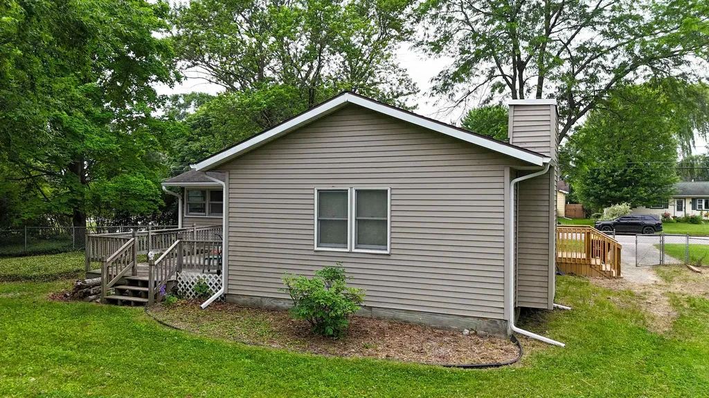 1817 Stockman Mt. Pleasant City MI 48858