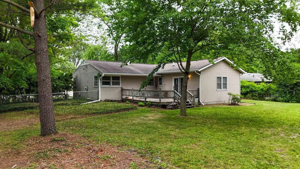 1817 Stockman Mt. Pleasant City MI 48858