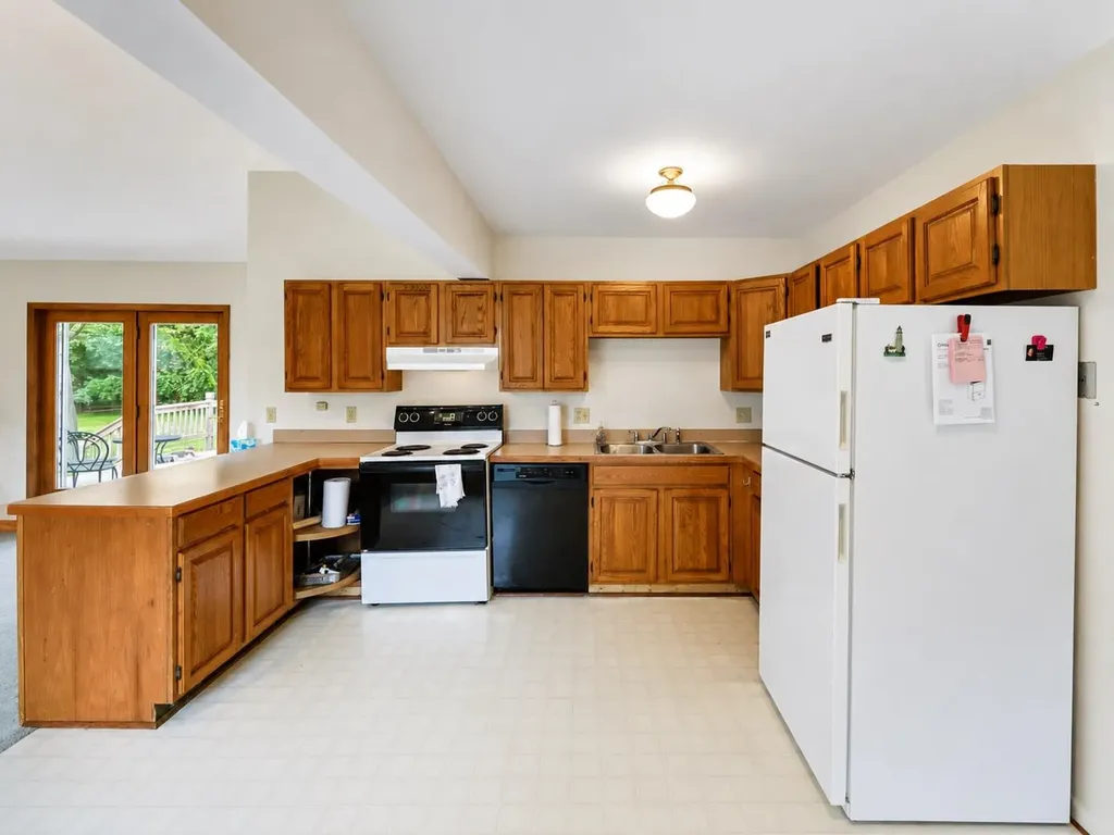 1817 Stockman Mt. Pleasant City MI 48858