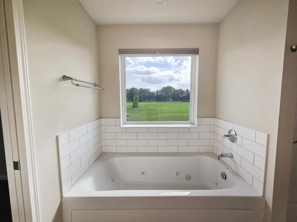 2275 Sandstone Drive Union Charter Township MI 48858