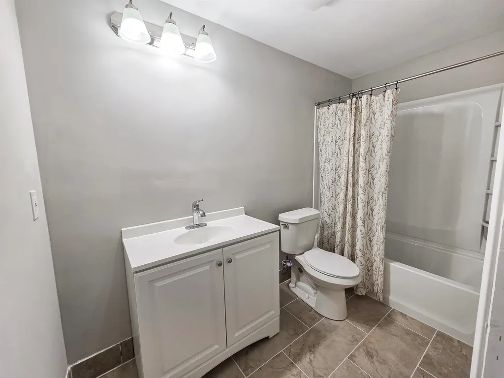 2275 Sandstone Drive Union Charter Township MI 48858