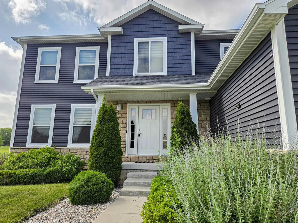 2275 Sandstone Drive Union Charter Township MI 48858