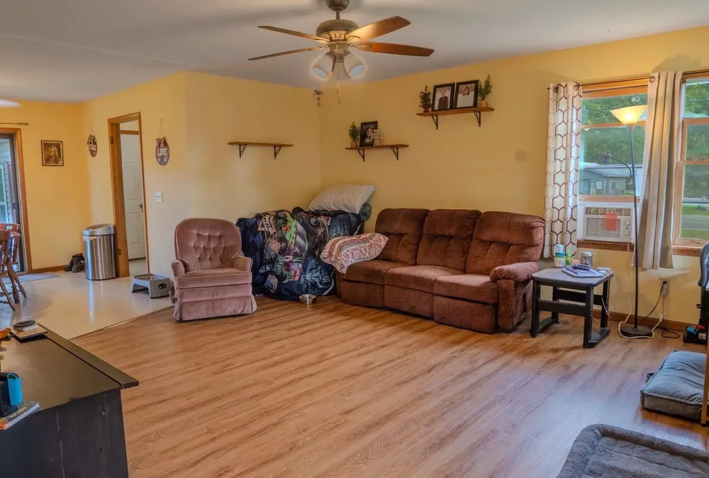 712 W Division Street Cadillac City MI 49601