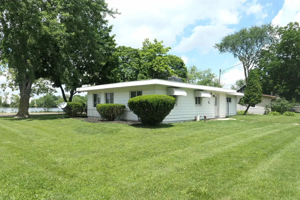 135 Riverside Drive Alma City MI 48801