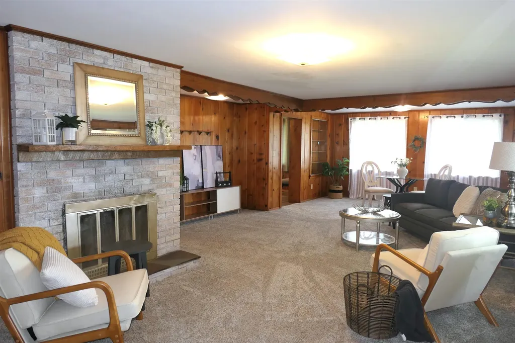 135 Riverside Drive Alma City MI 48801