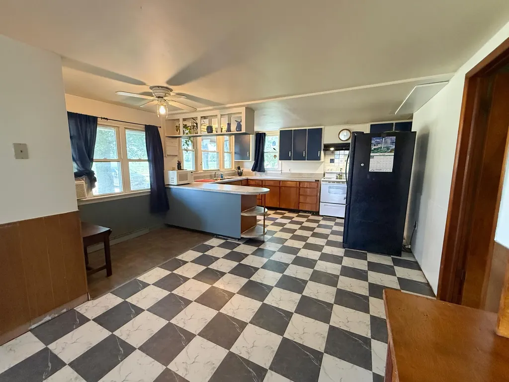 8195 E Broomfield Road Chippewa Township MI 48858