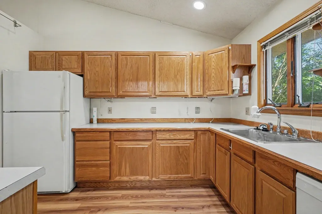 935 S Crawford Road Union Charter Township MI 48858